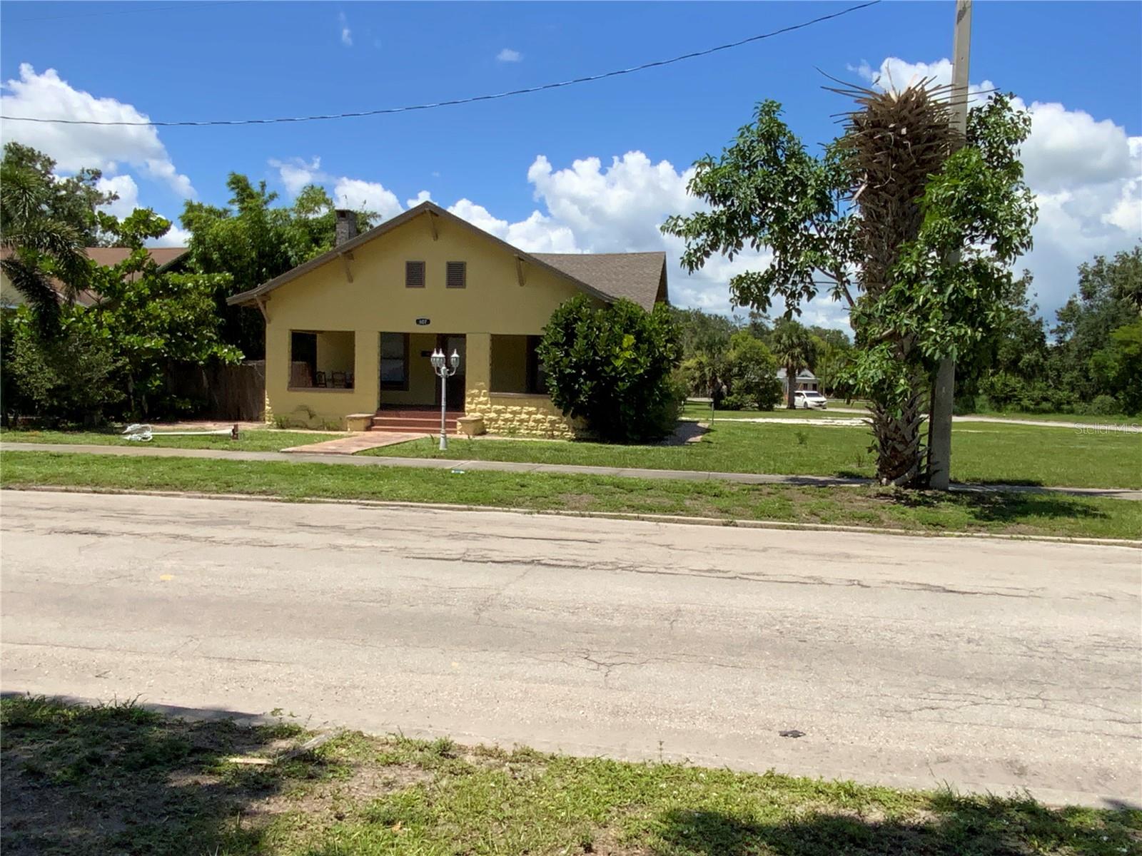 Image 41 of 46 For 606 Oak Street