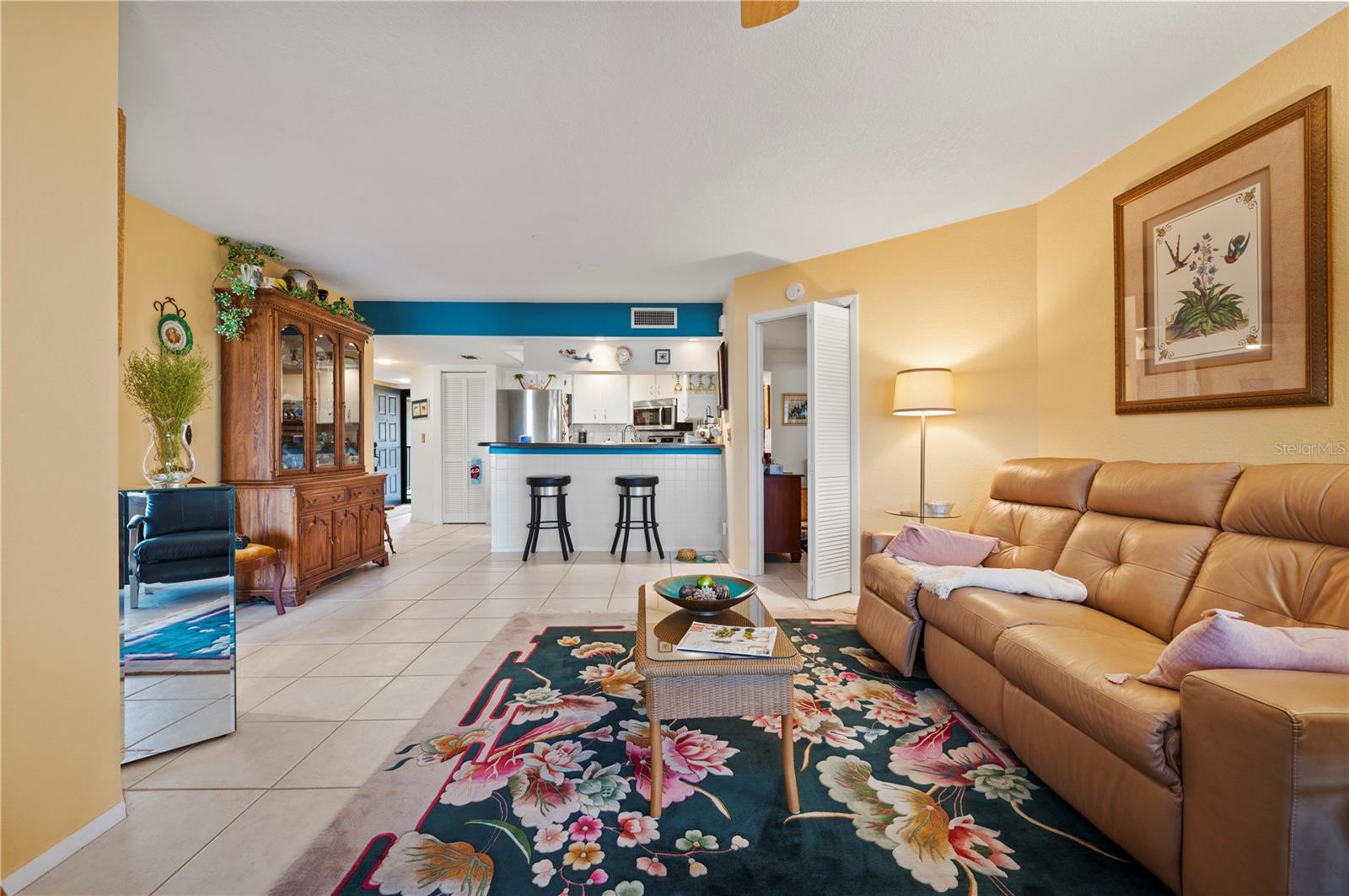 Image 16 of 32 For 2601 Marion Avenue 44c