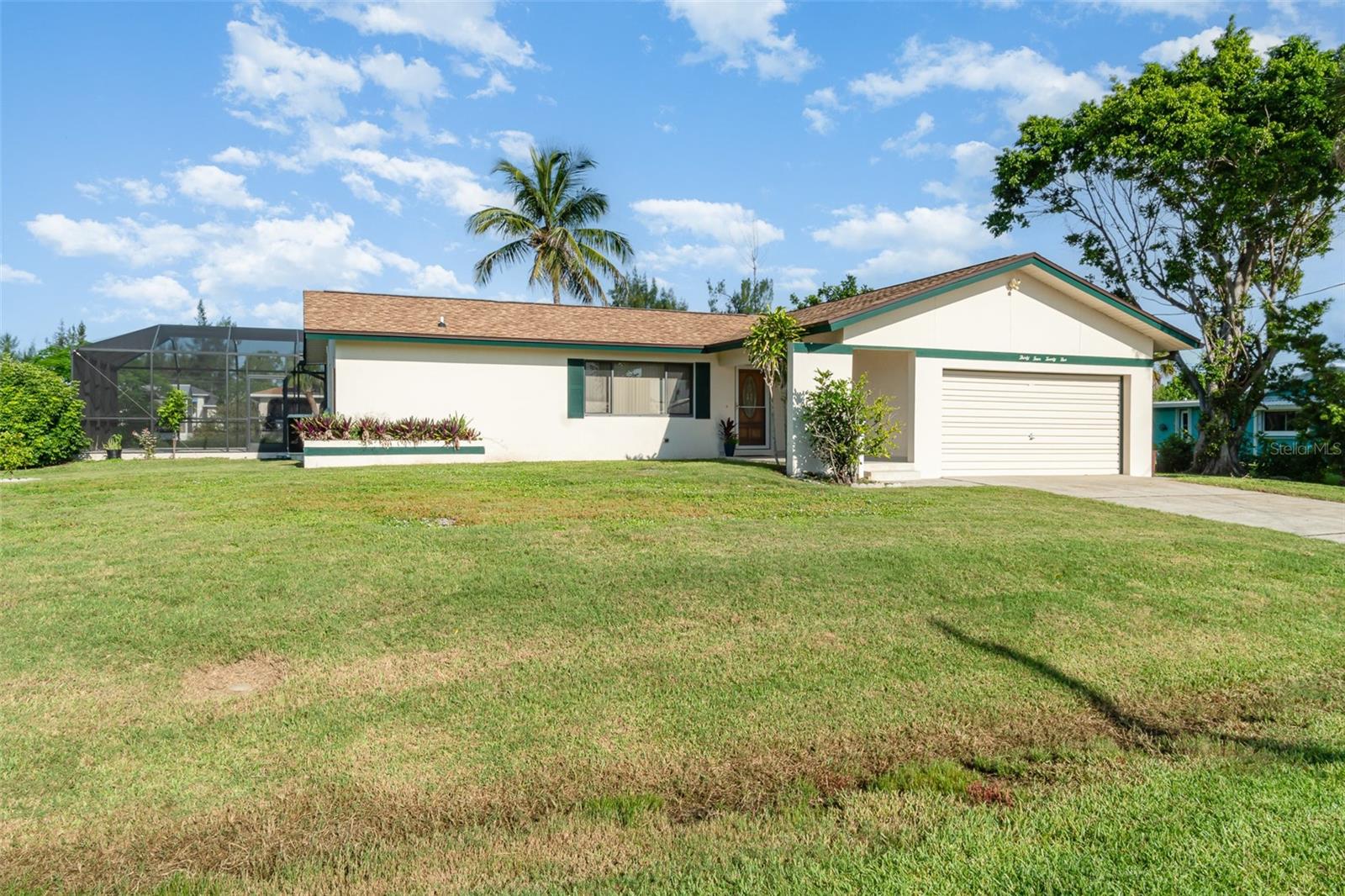 Image 3 of 39 For 3425 Magnolia Way