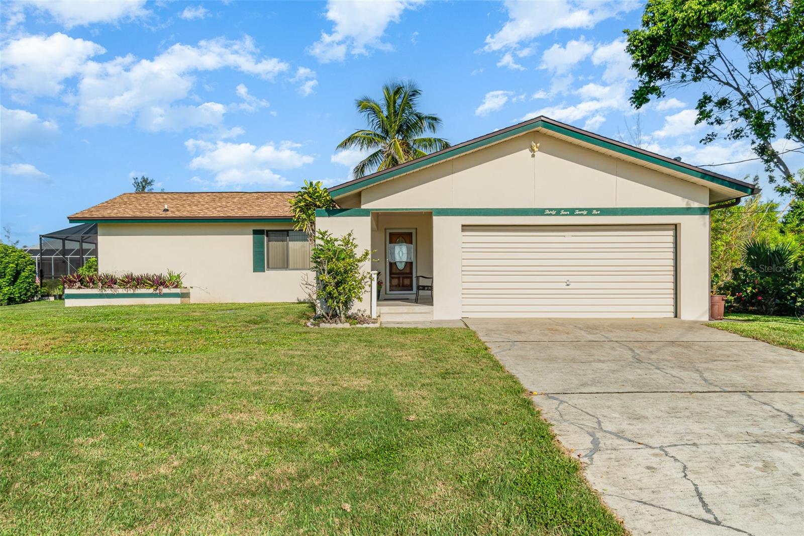 Image 4 of 39 For 3425 Magnolia Way