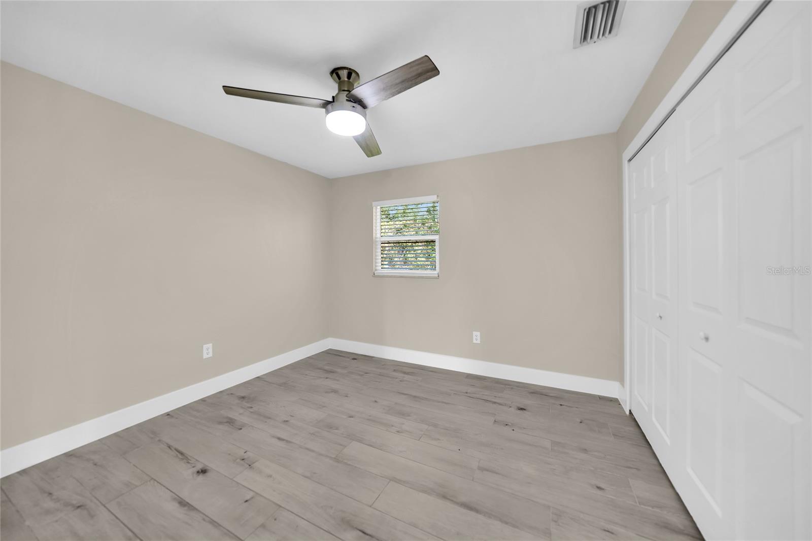 Image 17 of 33 For 3722 Rosemary Drive