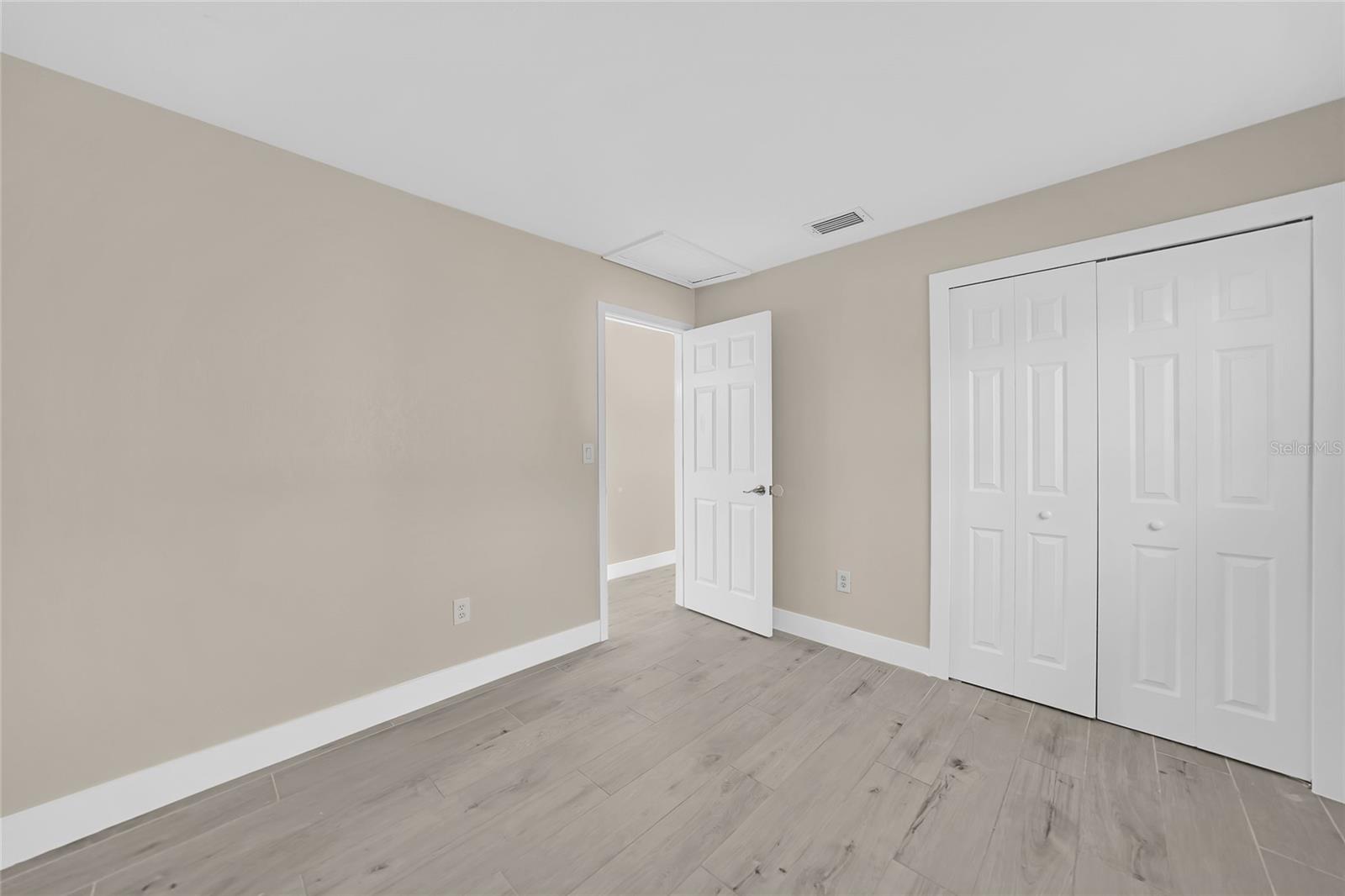 Image 31 of 33 For 3722 Rosemary Drive