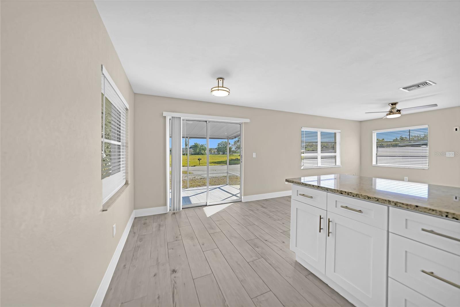 Image 6 of 33 For 3722 Rosemary Drive