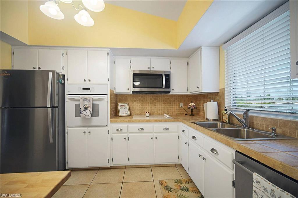 Image 10 of 16 For 4613 5th Avenue 203