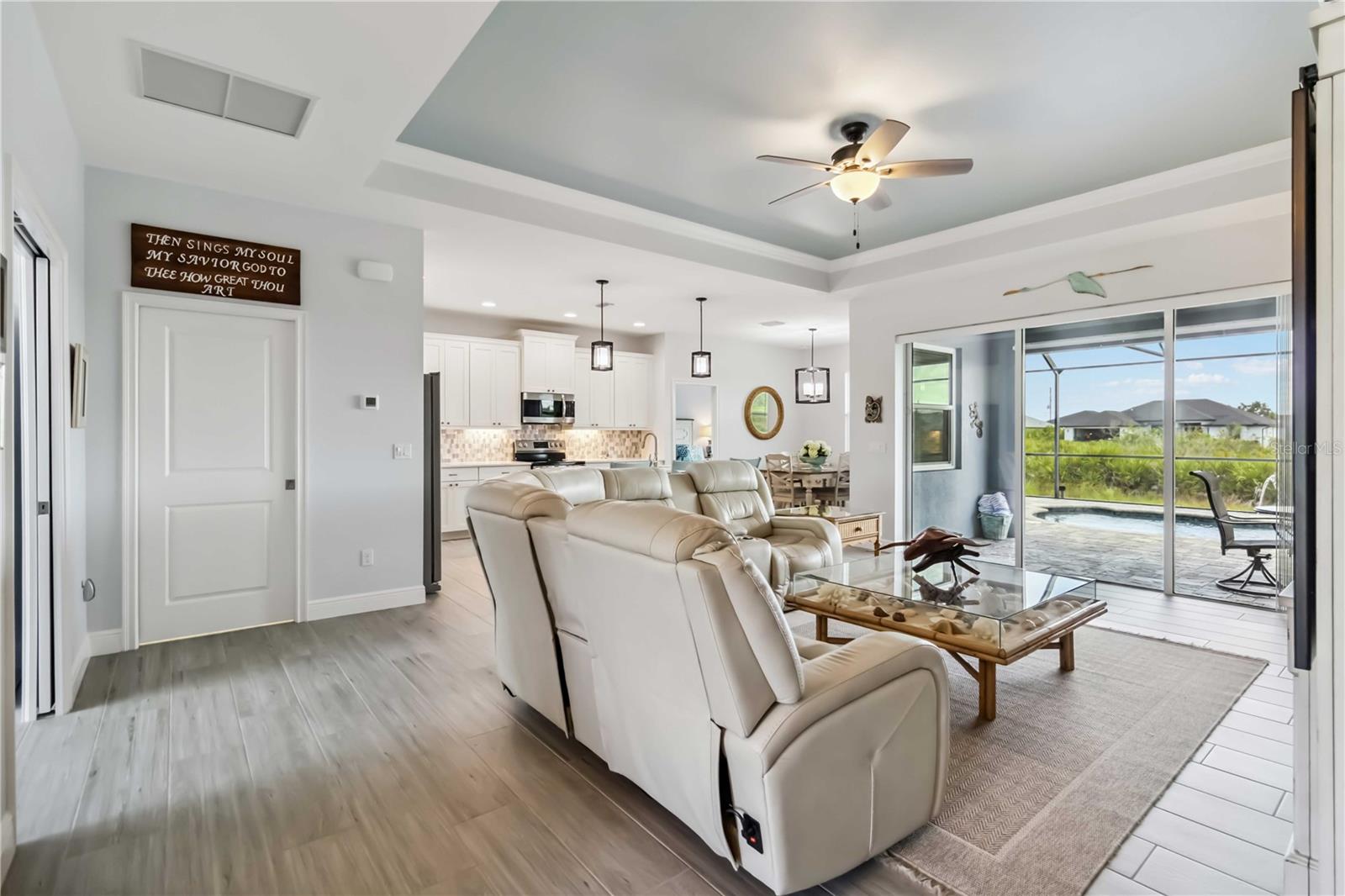Image 15 of 77 For 13416 Trascoro Lane