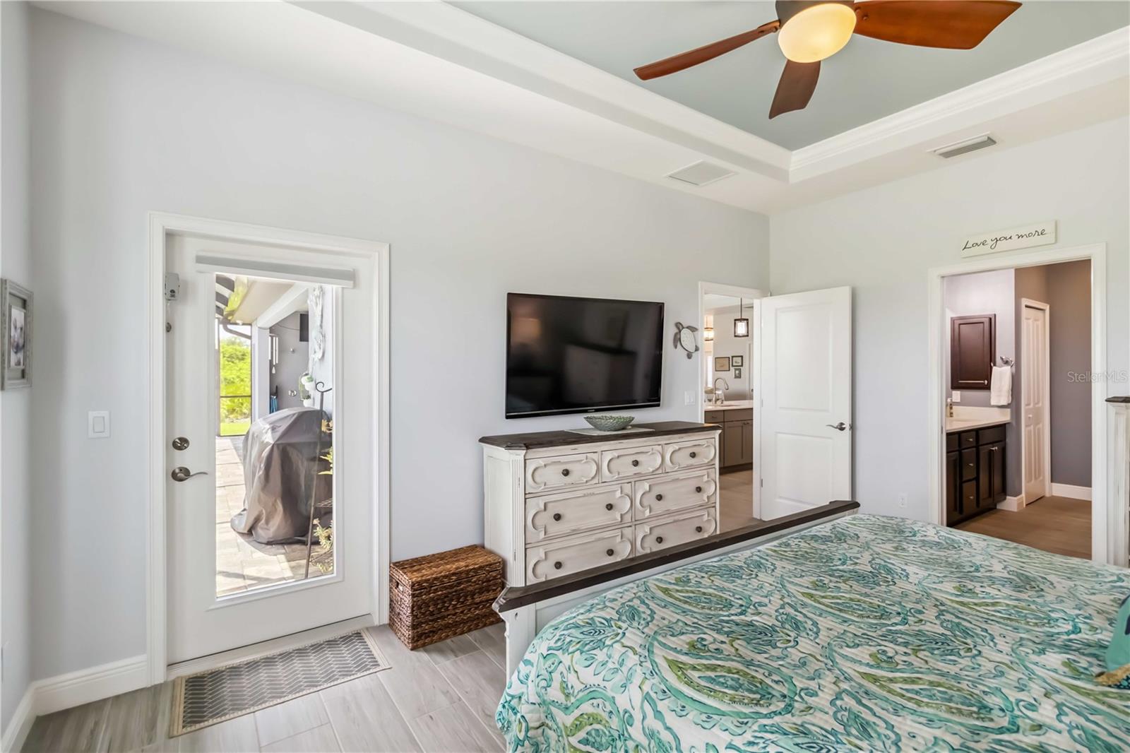 Image 27 of 77 For 13416 Trascoro Lane