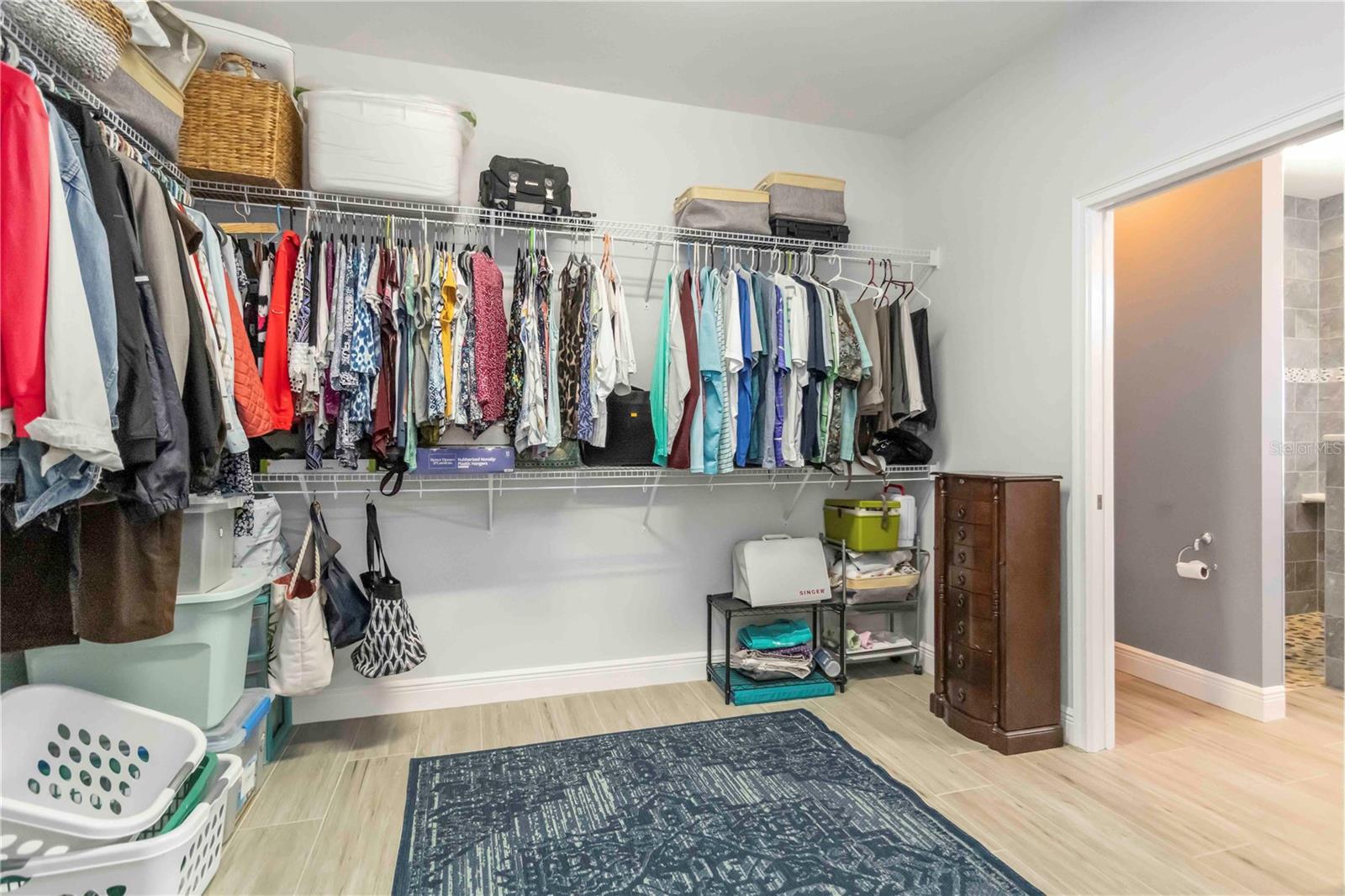 Image 31 of 77 For 13416 Trascoro Lane