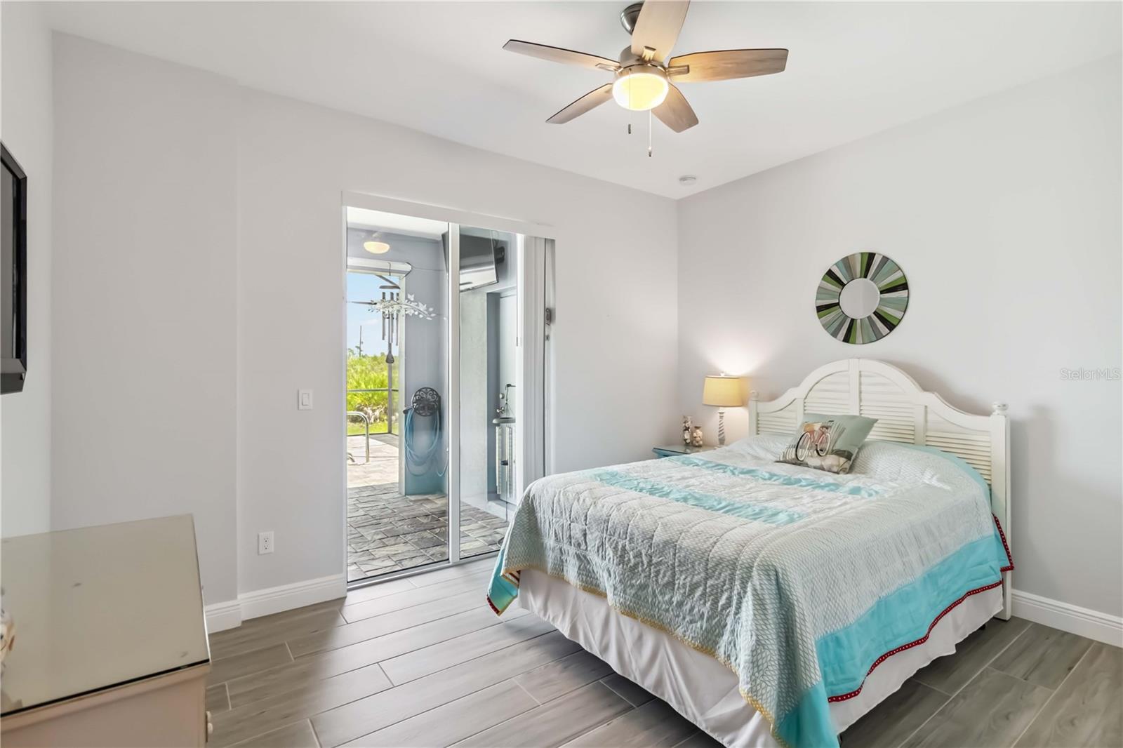 Image 40 of 77 For 13416 Trascoro Lane