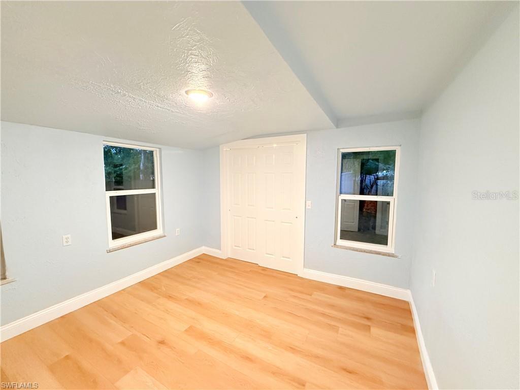 Image 12 of 52 For 3902 Locust Avenue