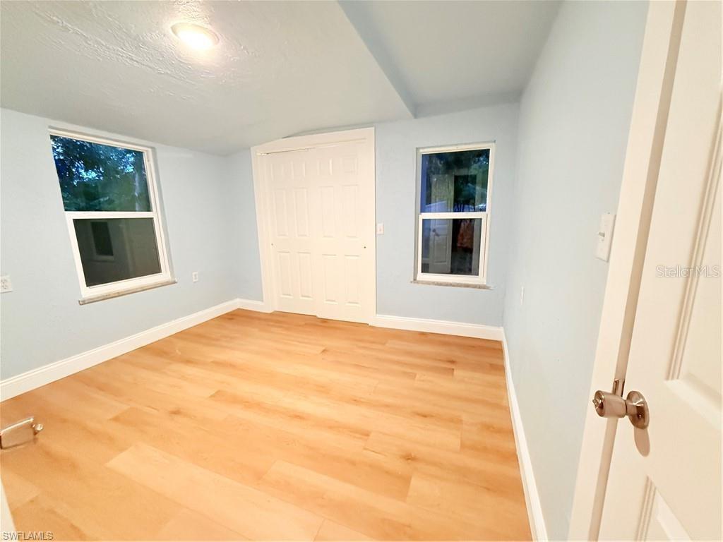 Image 13 of 52 For 3902 Locust Avenue