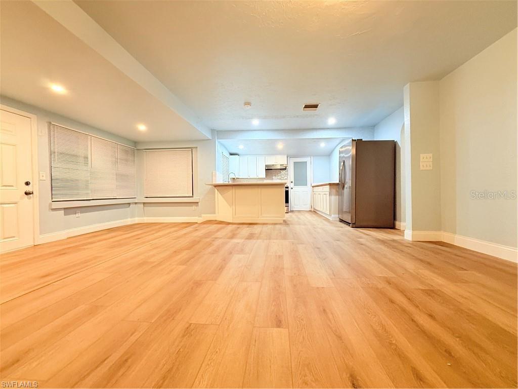 Image 4 of 52 For 3902 Locust Avenue