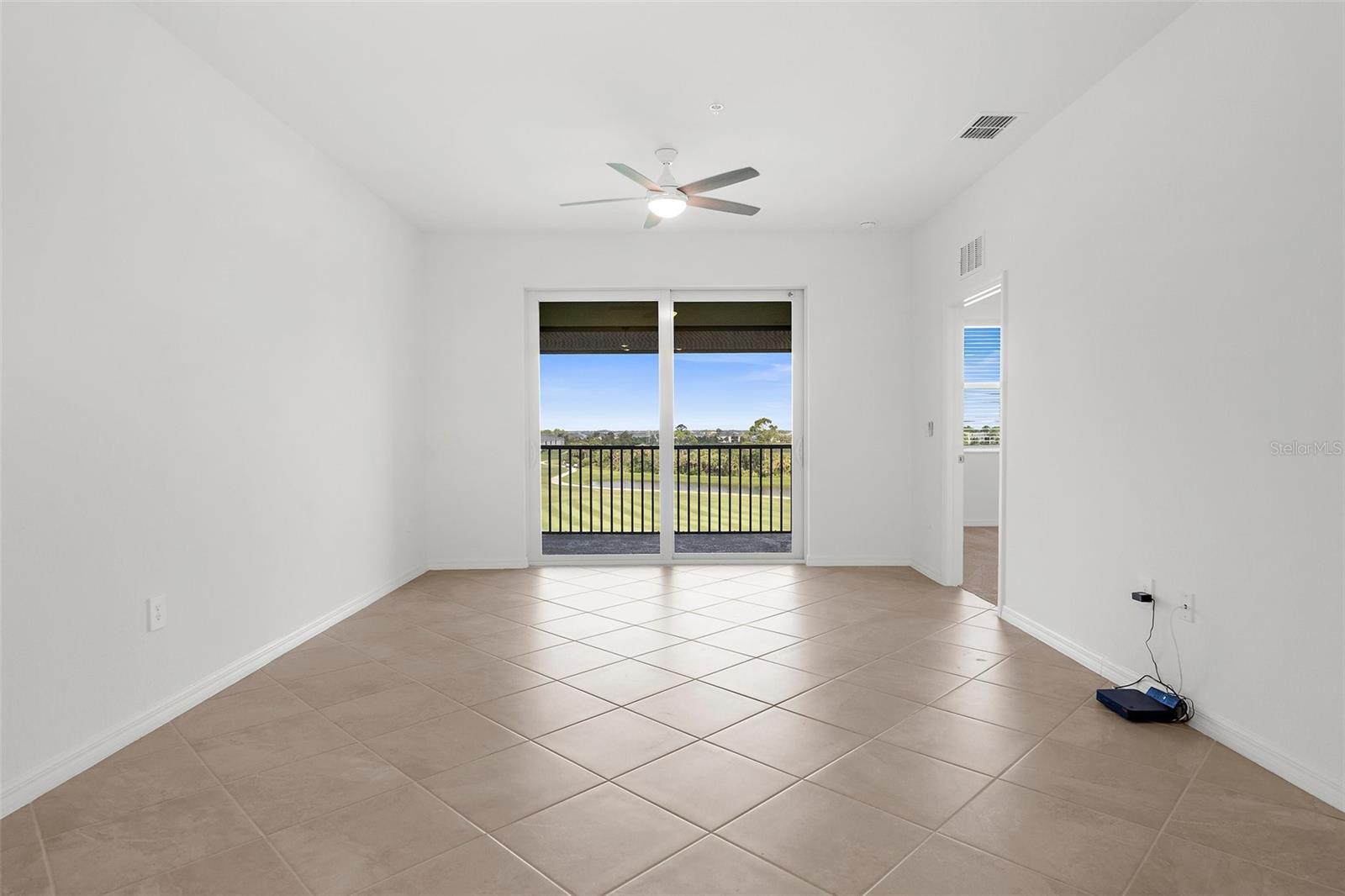 Image 7 of 62 For 17565 Opal Sand Drive 403