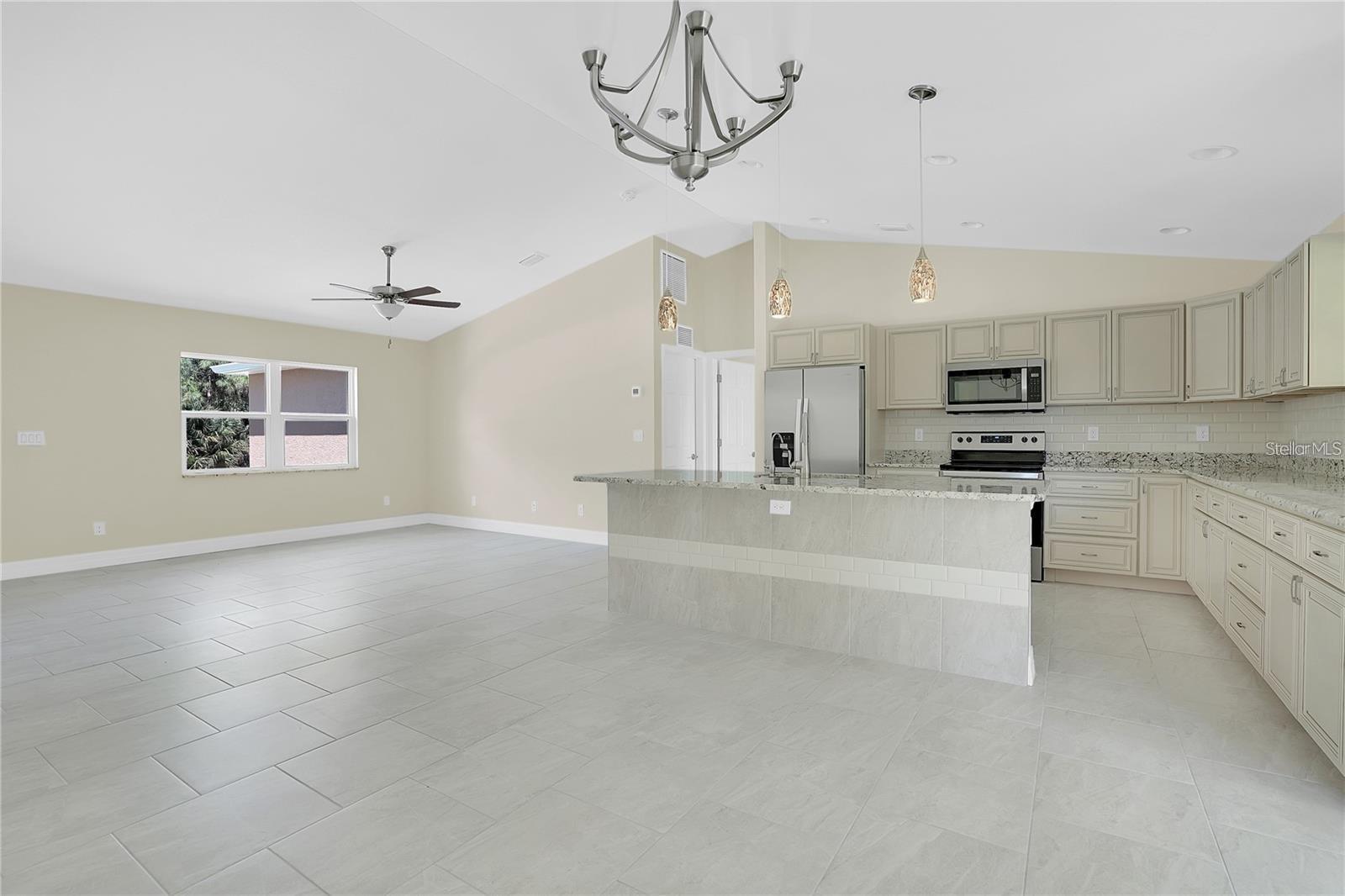 Image 4 of 25 For 7184 Swartburg Road