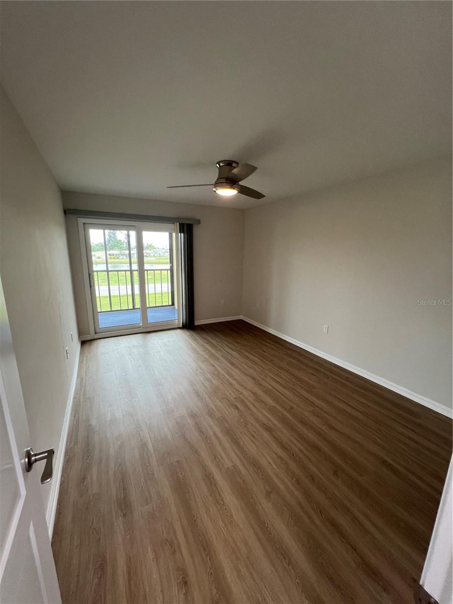 Image 17 of 28 For 14459 River Beach Drive 101