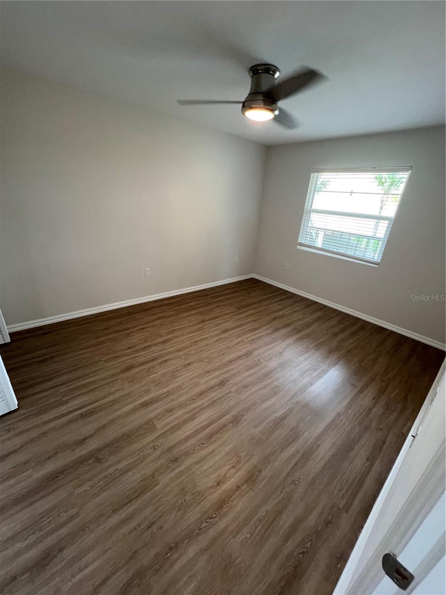 Image 22 of 28 For 14459 River Beach Drive 101