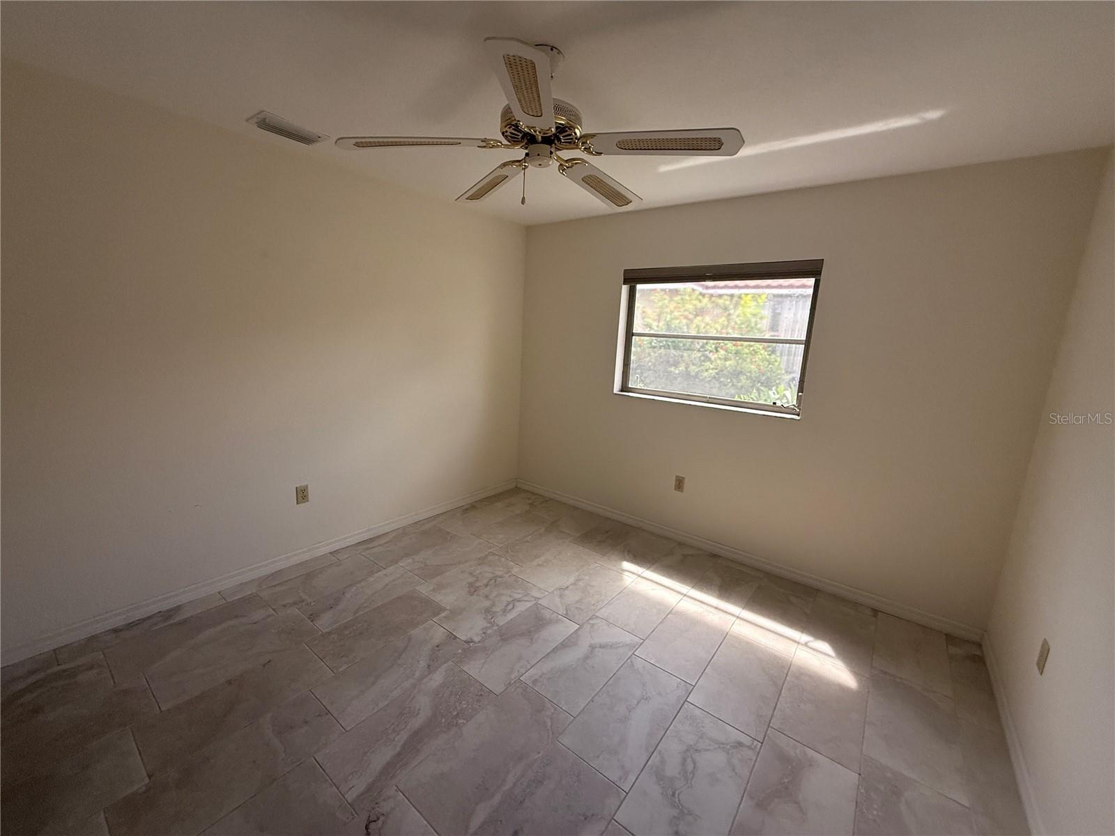 Image 17 of 24 For 3621 Whippoorwill Boulevard