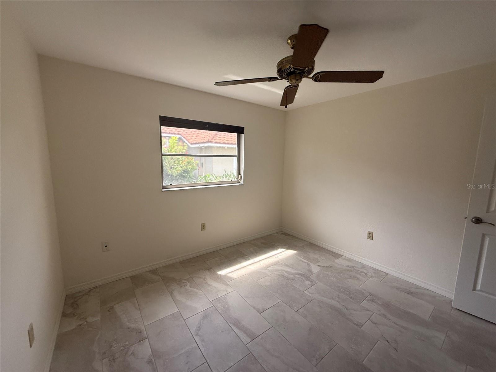 Image 19 of 24 For 3621 Whippoorwill Boulevard