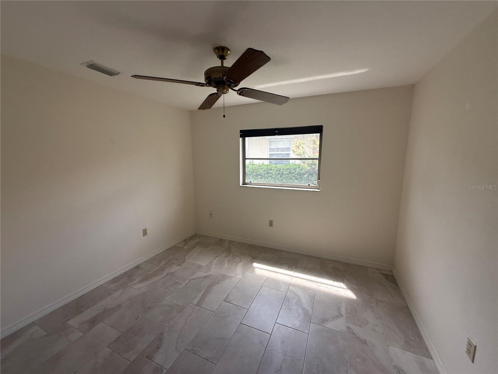 Image 20 of 24 For 3621 Whippoorwill Boulevard