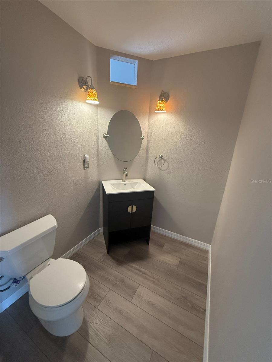 Image 21 of 24 For 3621 Whippoorwill Boulevard