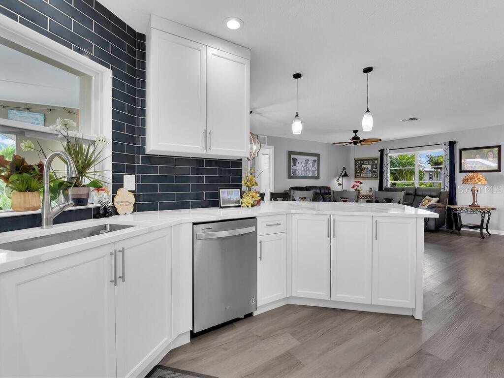 Image 16 of 41 For 6156 Cocos Drive