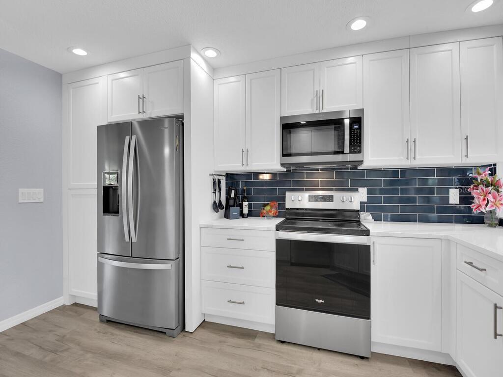 Image 17 of 41 For 6156 Cocos Drive