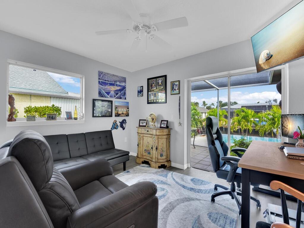 Image 25 of 41 For 6156 Cocos Drive