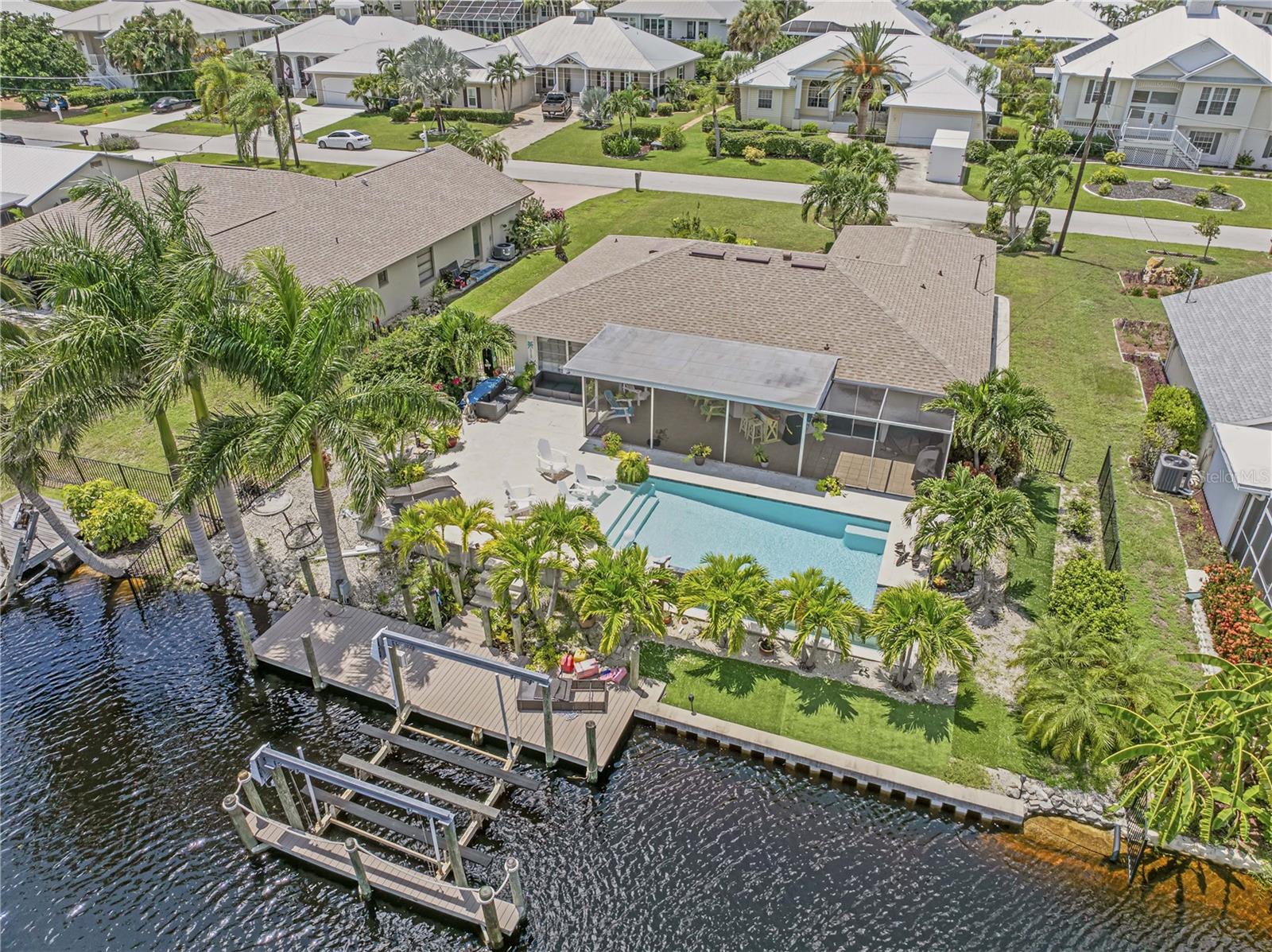 Image 4 of 41 For 6156 Cocos Drive