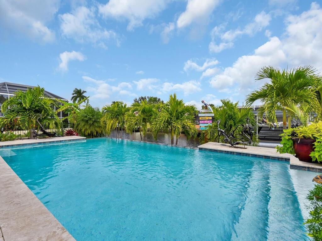 Image 6 of 41 For 6156 Cocos Drive