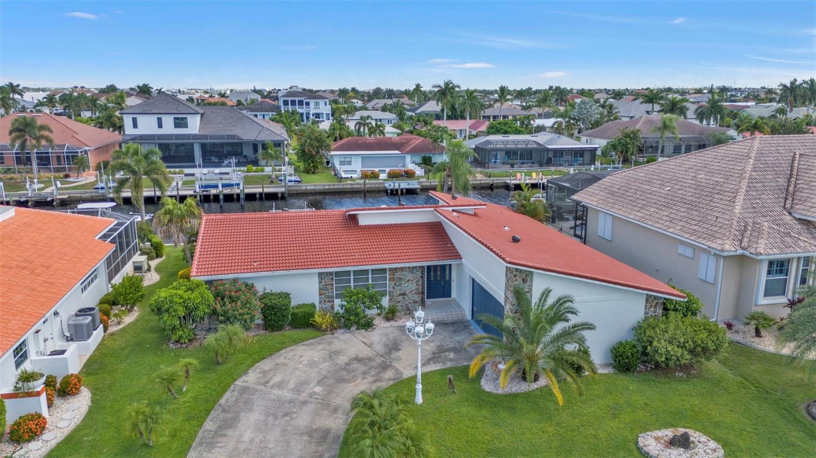 Image 49 of 78 For 16 Tropicana Drive