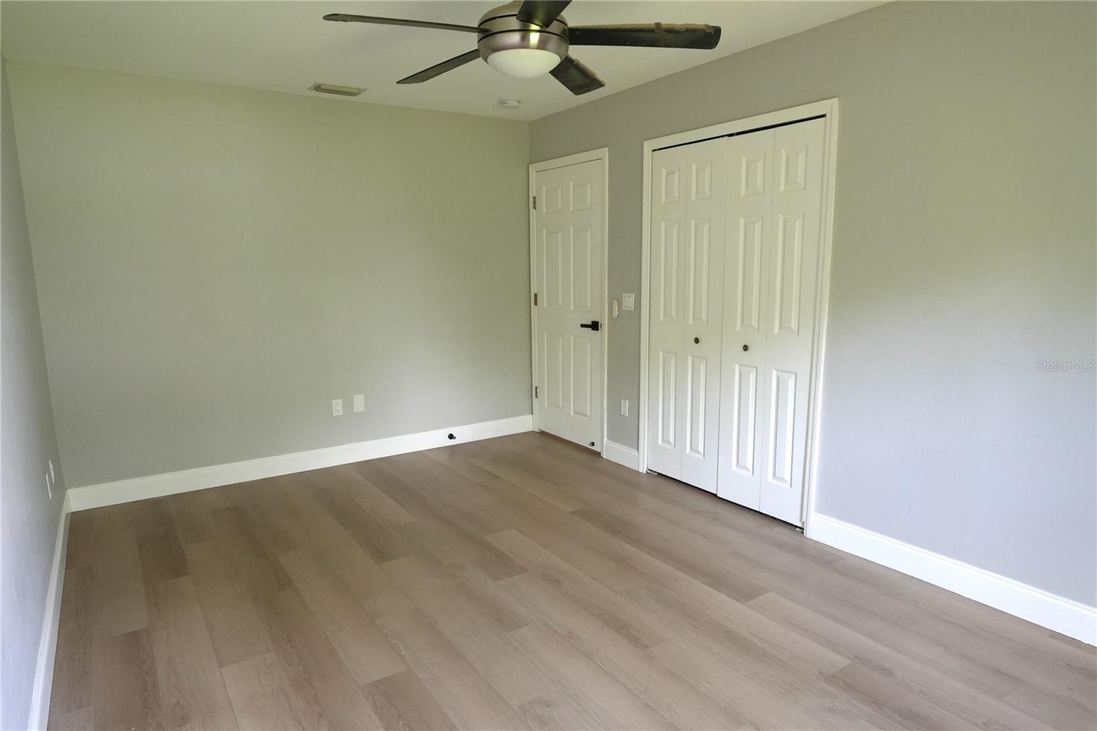 Image 16 of 20 For 5129 Prosch Circle