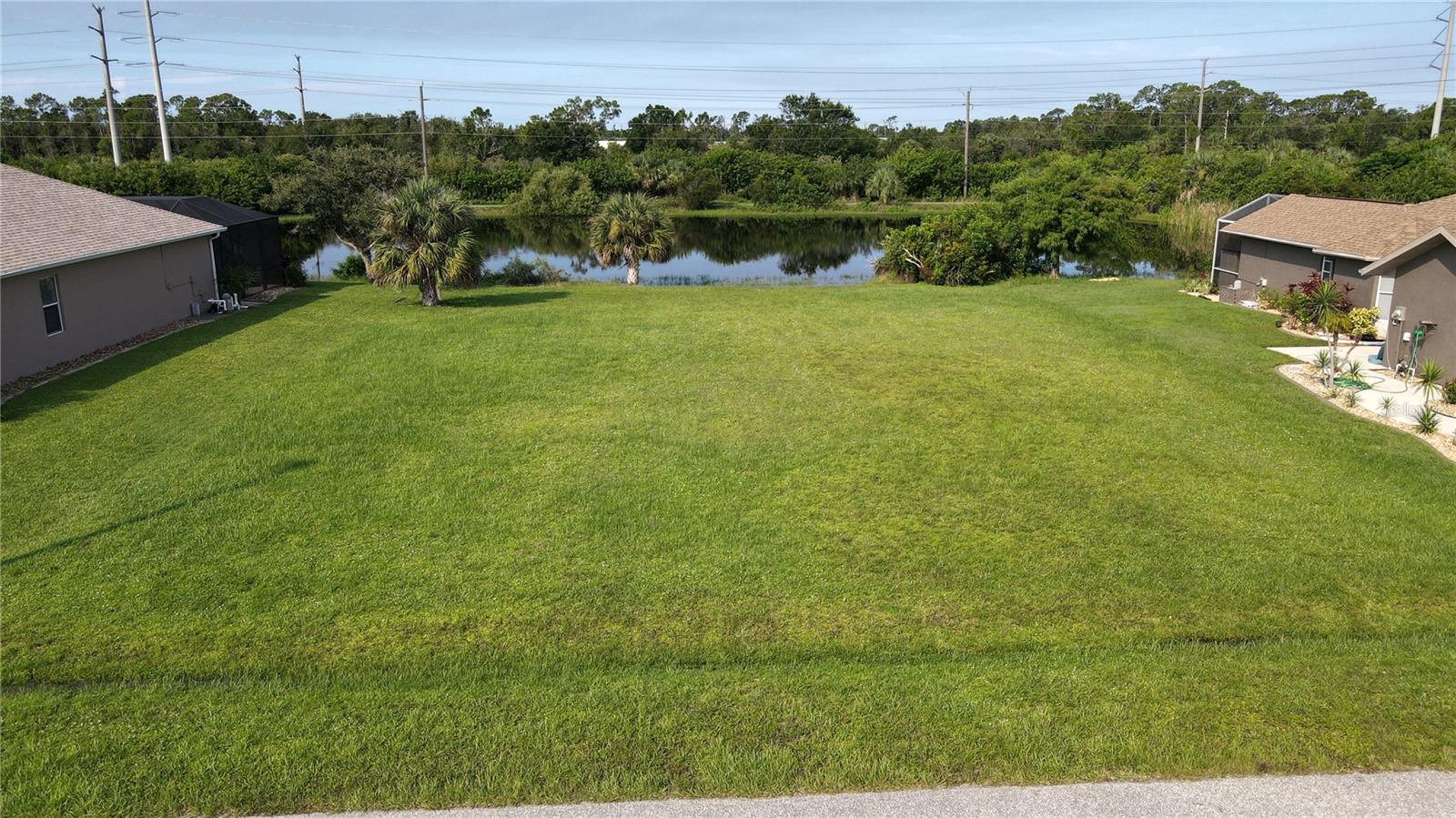 Image 2 of 5 For 12779 Pembroke Circle N