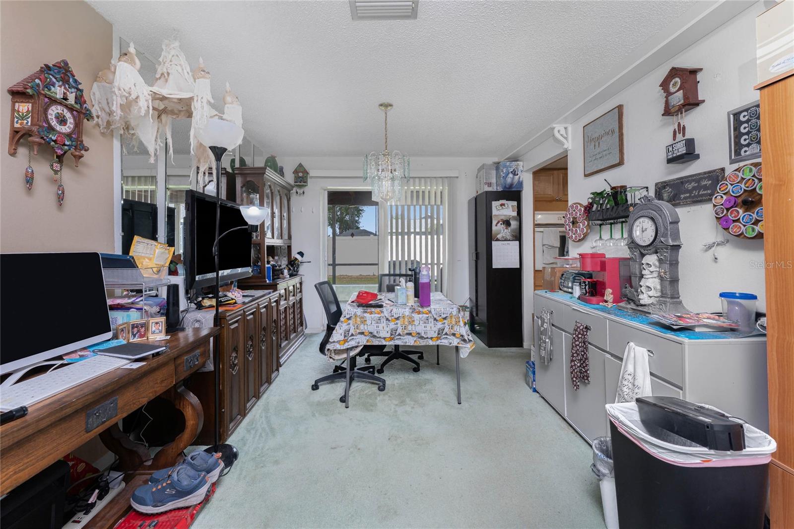 Image 11 of 42 For 22158 Riverhead Avenue