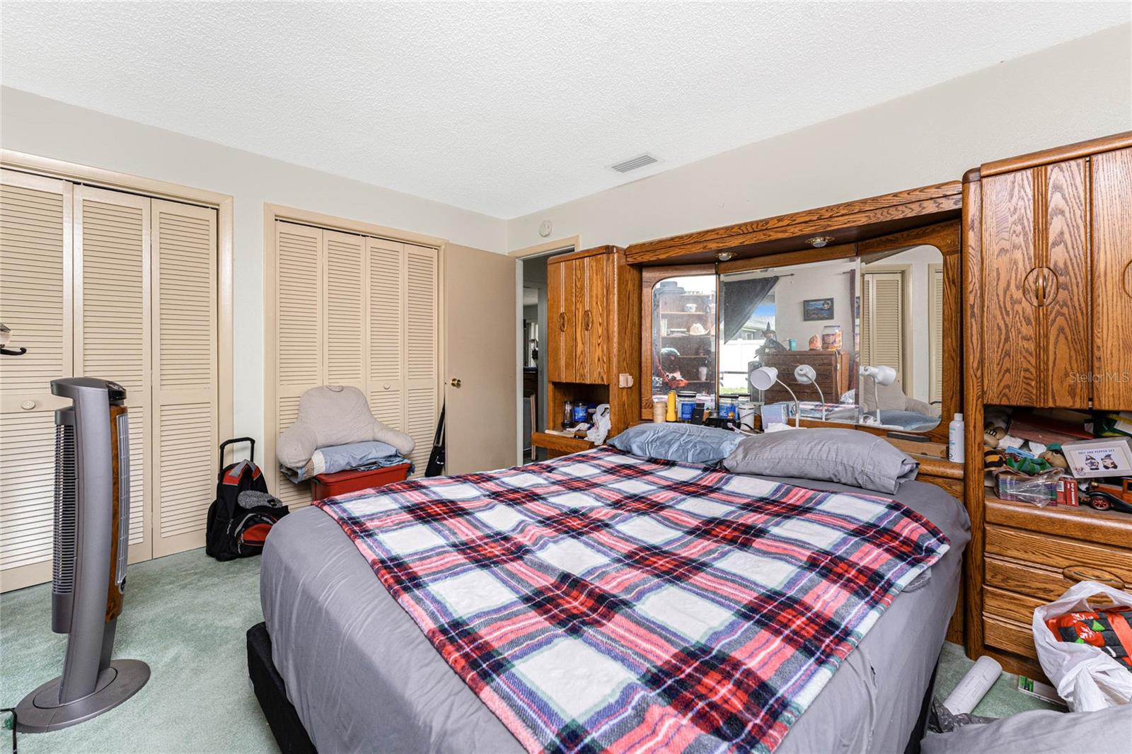 Image 22 of 42 For 22158 Riverhead Avenue