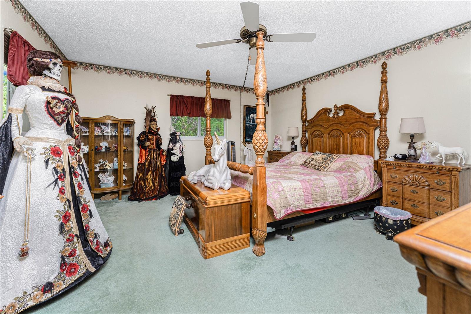 Image 28 of 42 For 22158 Riverhead Avenue