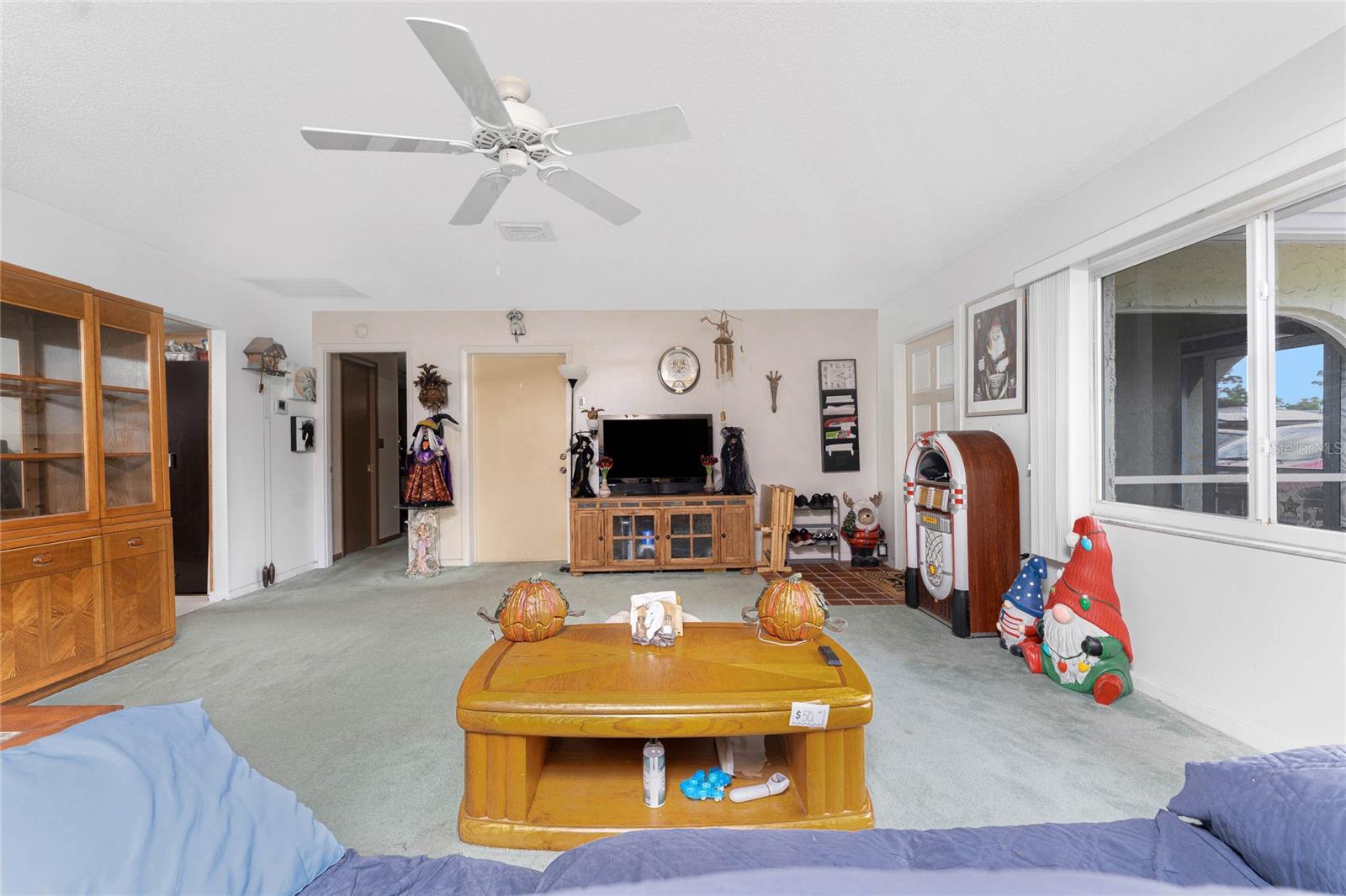 Image 3 of 42 For 22158 Riverhead Avenue