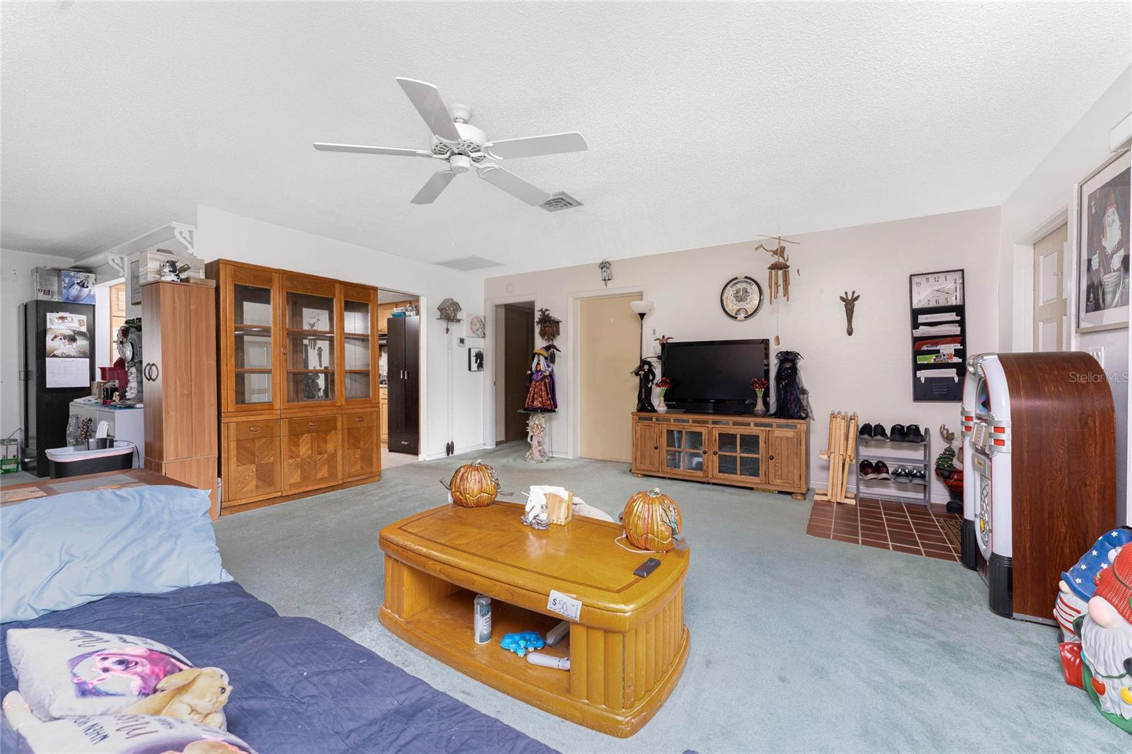Image 4 of 42 For 22158 Riverhead Avenue