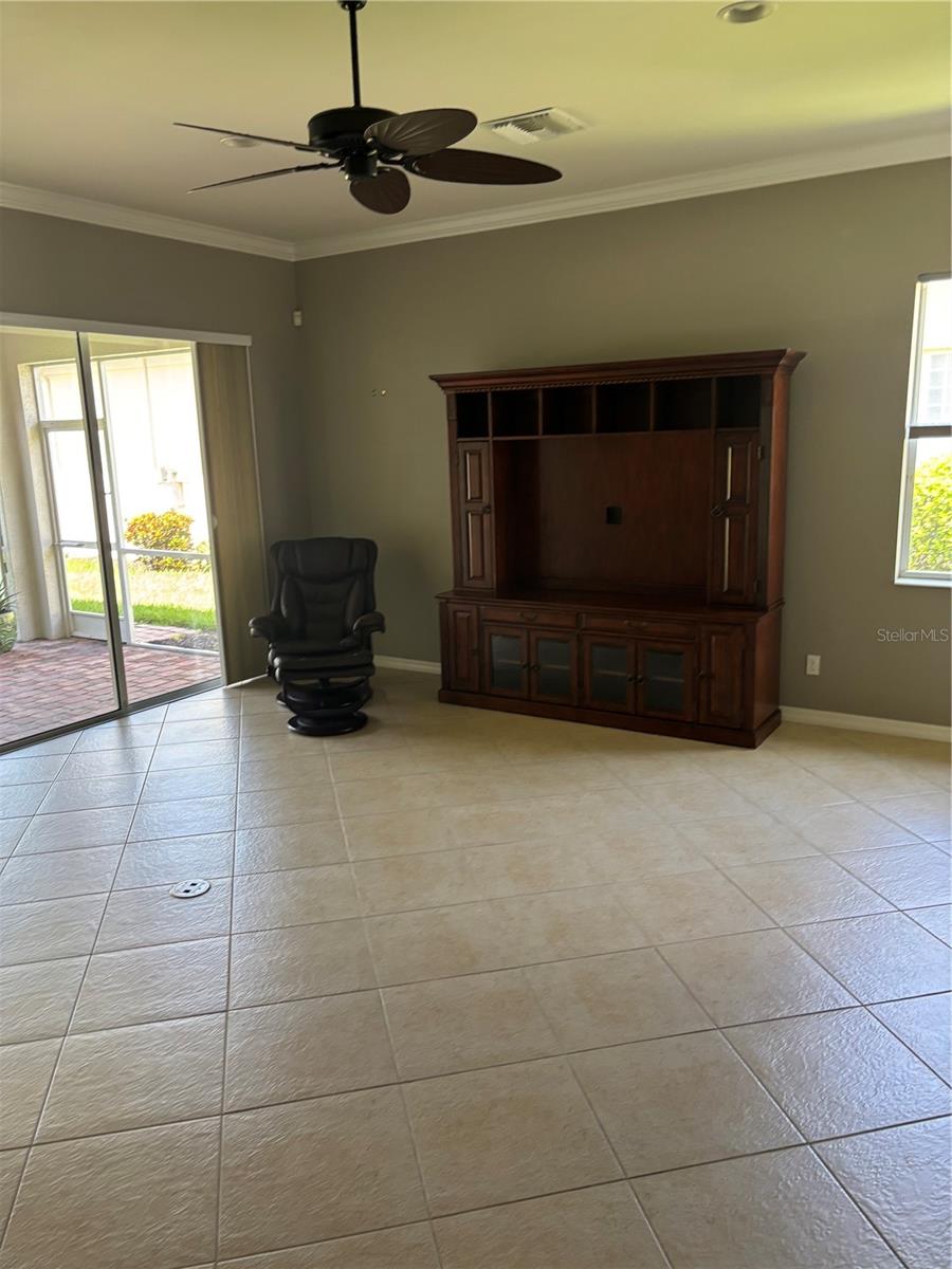 Image 4 of 11 For 1520 Dorgali Drive