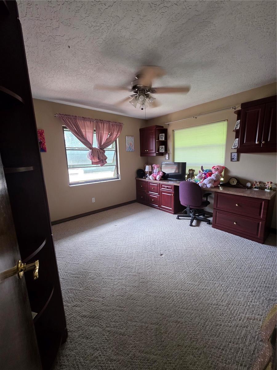 Image 16 of 56 For 43631 Farabee Road
