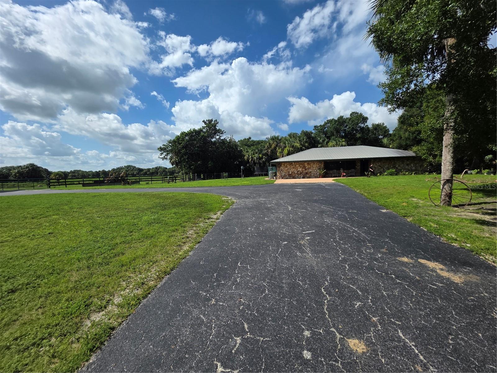 Image 3 of 56 For 43631 Farabee Road