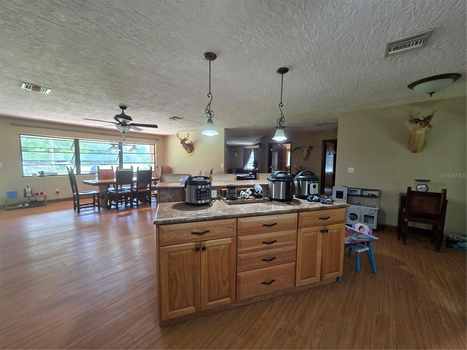 Image 4 of 56 For 43631 Farabee Road