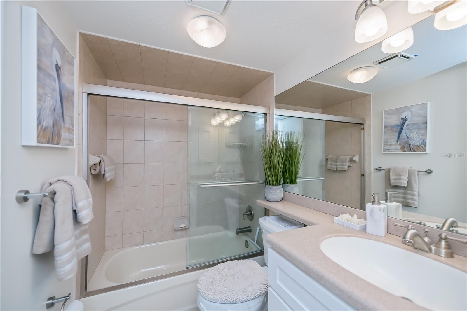 Image 32 of 64 For 1080 Bal Harbor Boulevard 5b
