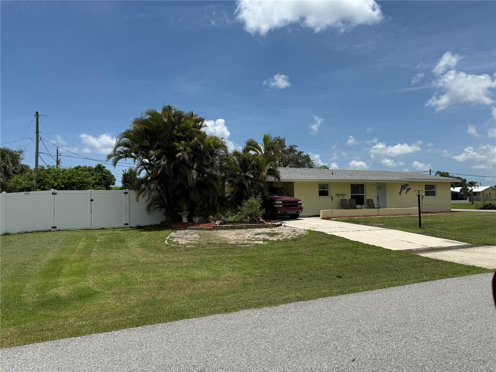 Details for 187 Walnut Avenue Nw, PORT CHARLOTTE, FL 33952