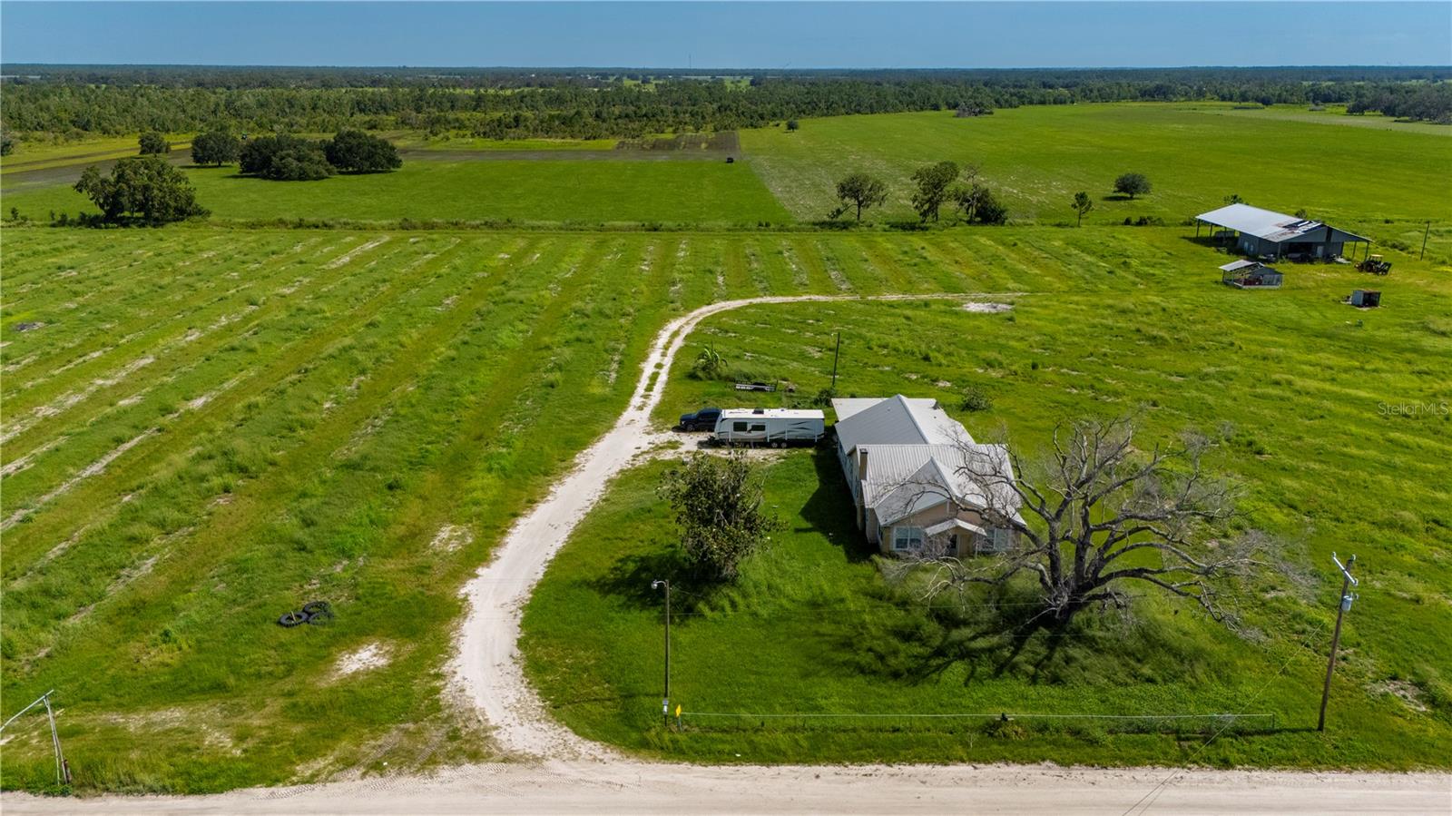 Image 17 of 24 For 9480 Gough Road