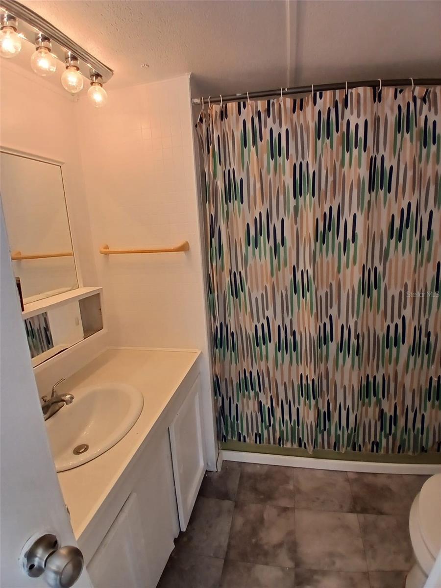Image 7 of 17 For 6604 Sandra Drive