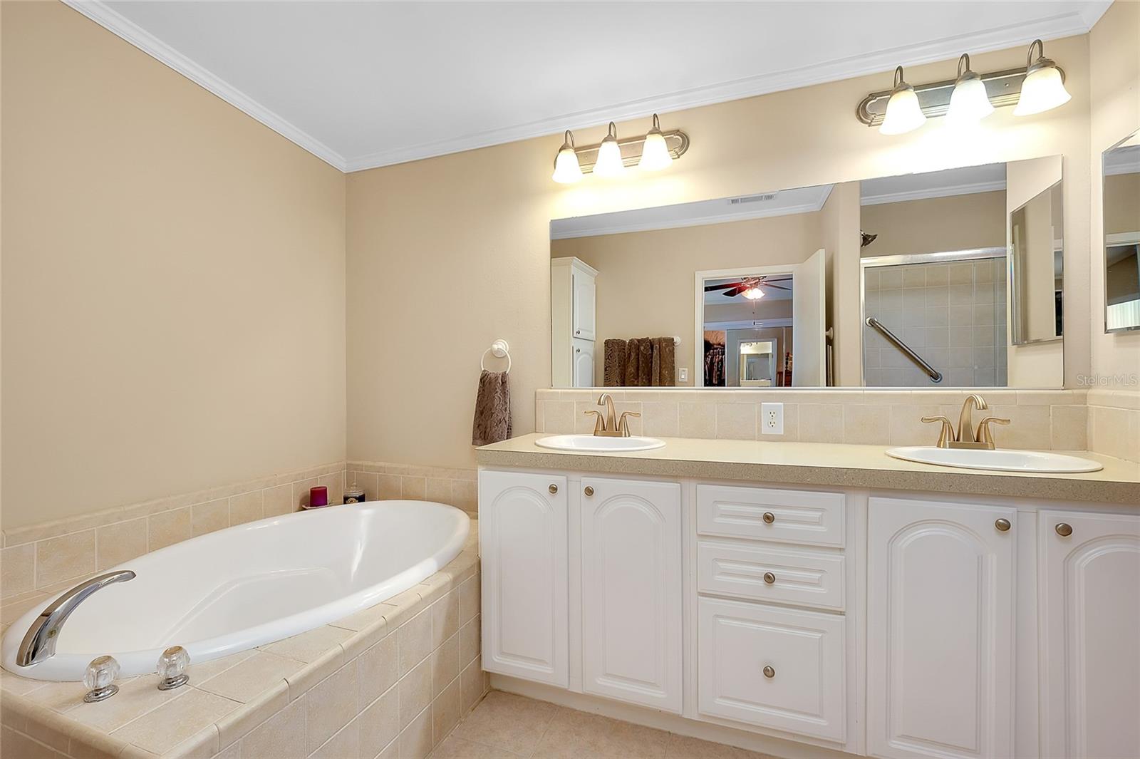 Image 17 of 63 For 24437 Harborview Road A