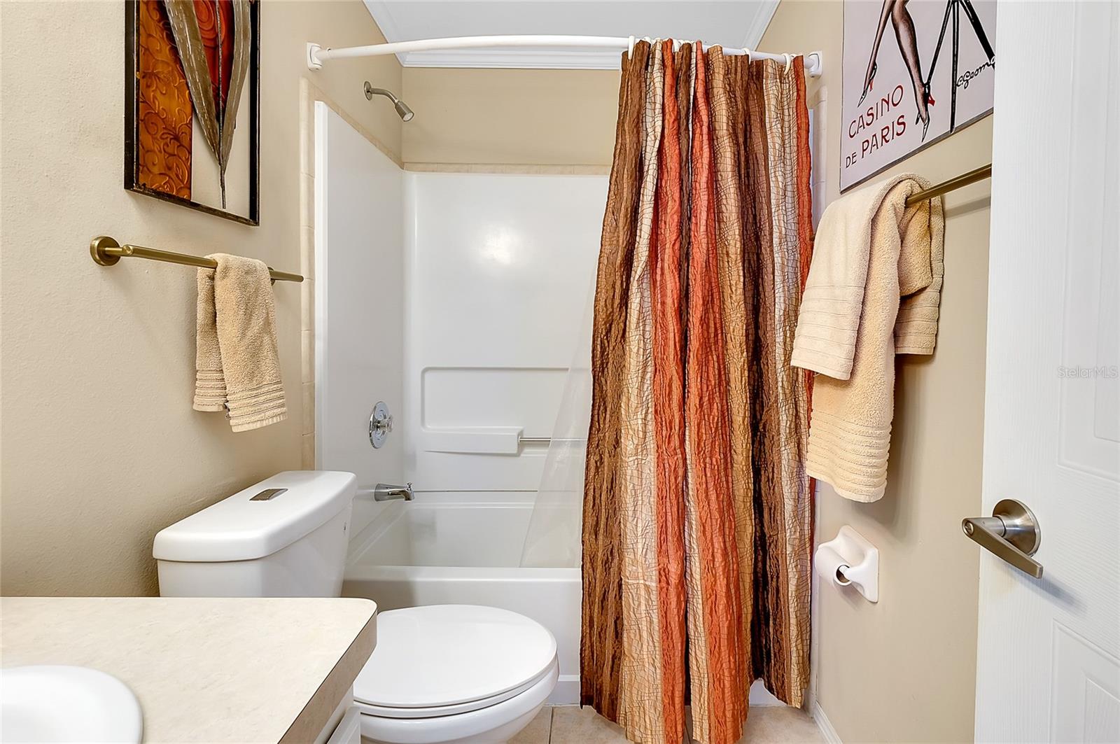 Image 23 of 63 For 24437 Harborview Road A