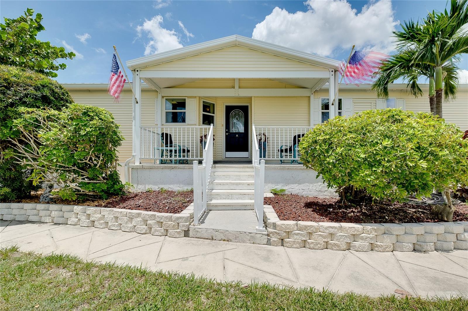 Image 32 of 63 For 24437 Harborview Road A