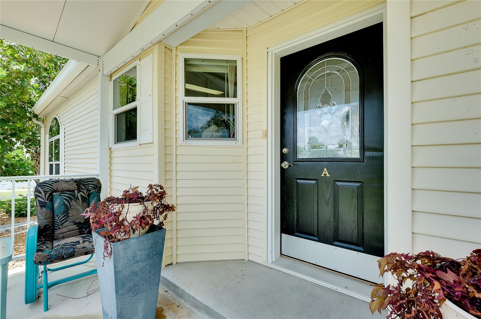 Image 33 of 63 For 24437 Harborview Road A