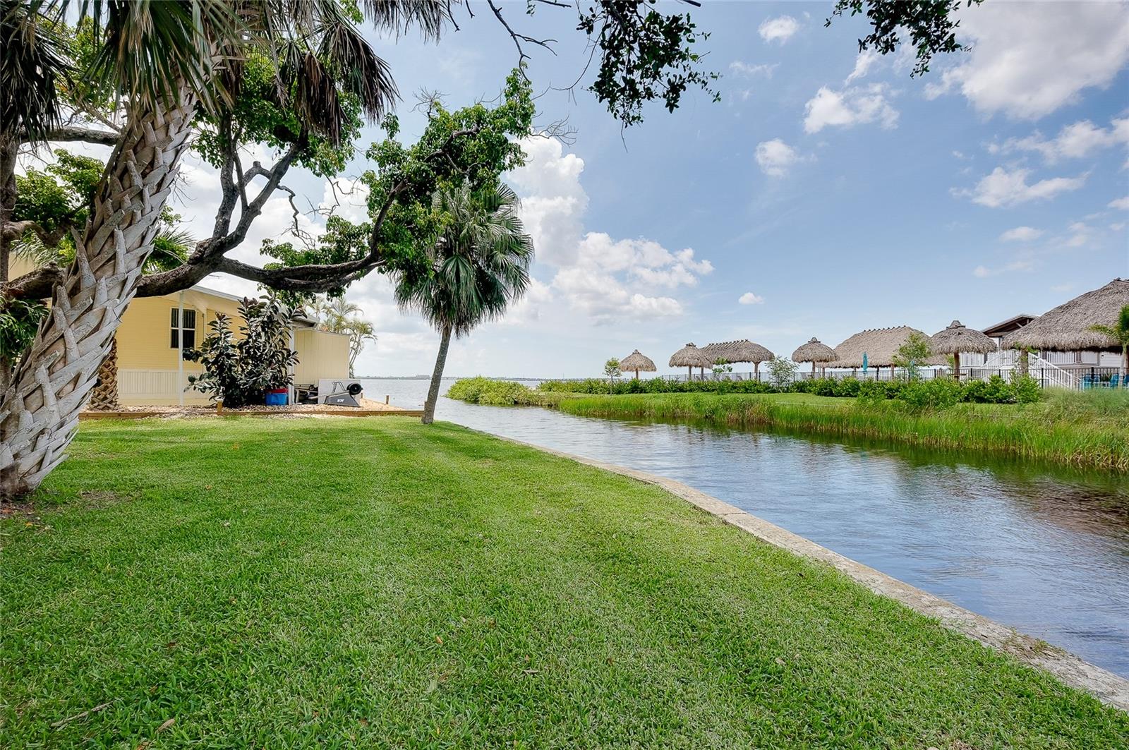 Image 39 of 63 For 24437 Harborview Road A