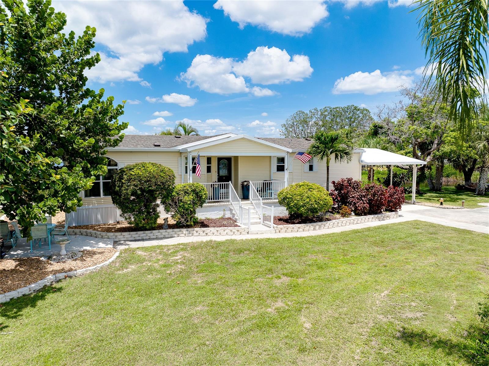 Image 42 of 63 For 24437 Harborview Road A